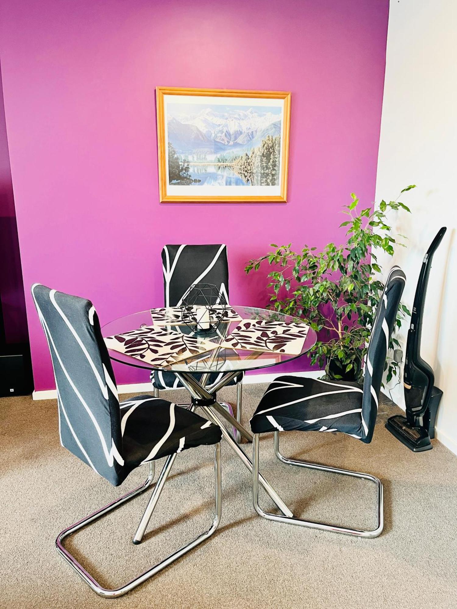Homestay Fringe Private - Your Urban Escape! *
